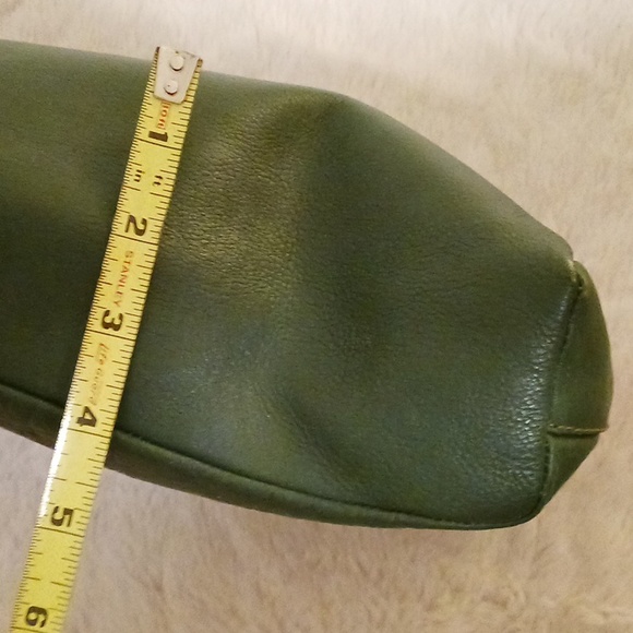 Green leather men/woman travel bag - Picture 9 of 9